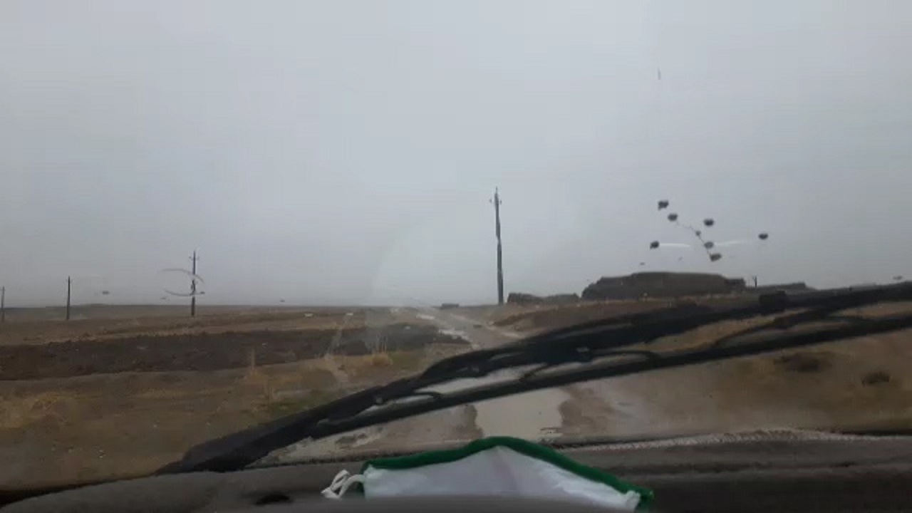 گلایه از وضع نامناسب جاده در «روستای عالی‌بر» + فیلم