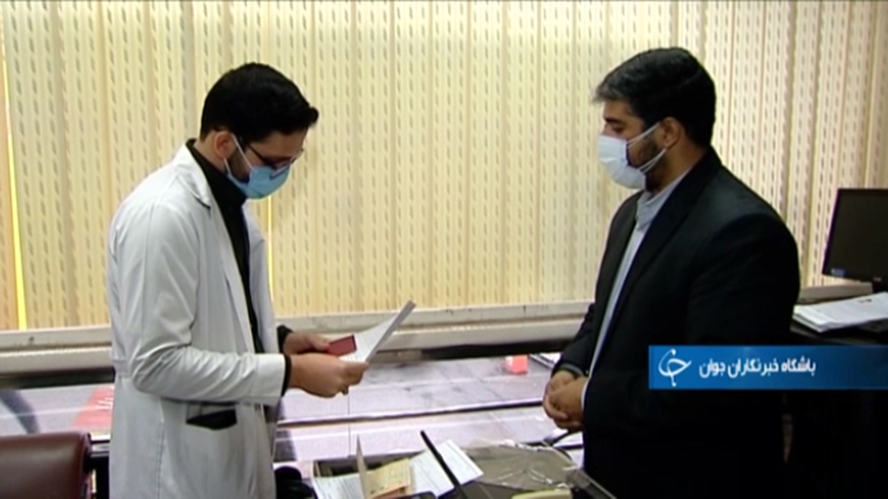 میز خدمت رسانی به مدافعان سلامت در بیمارستان‌ها + فیلم