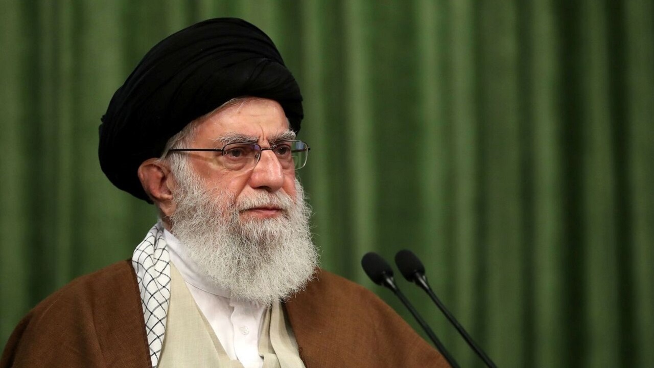 پیش‌بینی رهبر انقلاب از پروژه نفوذ و راه‌های مبارزه با آن