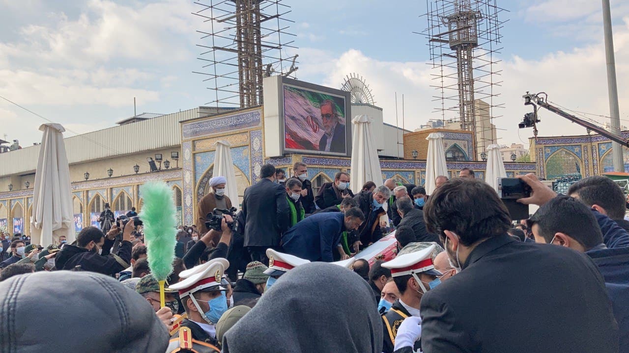 پیکر شهید فخری&zwnj;زاده به خاک سپرده شد