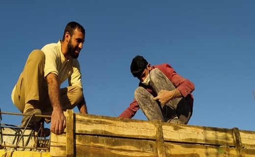 ماجرای آن ۳۰ نفر/ از کرونی تا کوهنجان، مردانی کوچک با دست&zwnj;هایی گره&zwnj;گشا