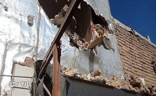جزئیات انفجار یک باب منزل مسکونی با صدای مهیب در خرم آباد جزئیات انفجار یک باب منزل مسکونی با صدای مهیب در خرم آباد