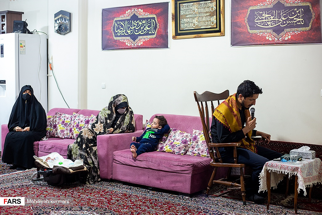 با یک تماس در منزلتان روضه دایر کنید/ تجربه برپایی روضه در ۲۰۰ خانه طی محرم و صفر با یک تماس در منزلتان روضه دایر کنید/ تجربه برپایی روضه در ۲۰۰ خانه طی محرم و صفر