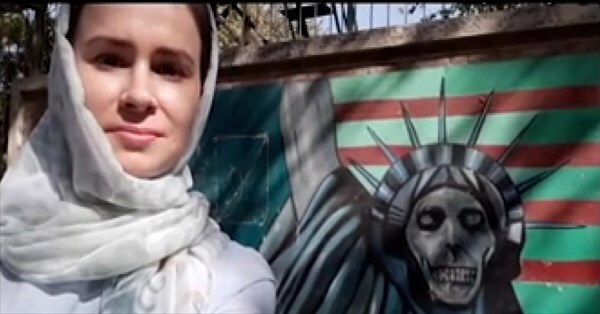 &laquo;کایلی مور گیلبرت&raquo; چگونه از شخصیت&zwnj;های مقاومت جاسوسی می&zwnj;کرد؟ / جنگ روانی دشمن برای تبدیل عامل موساد به پژوهشگری بی&zwnj;آزار