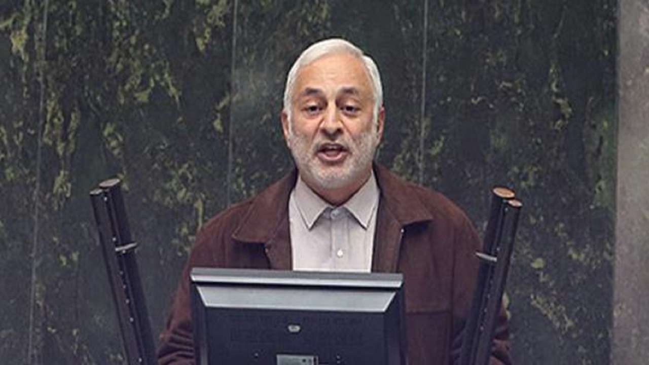 باید از حقوق و شأن نمایندگان دفاع شود