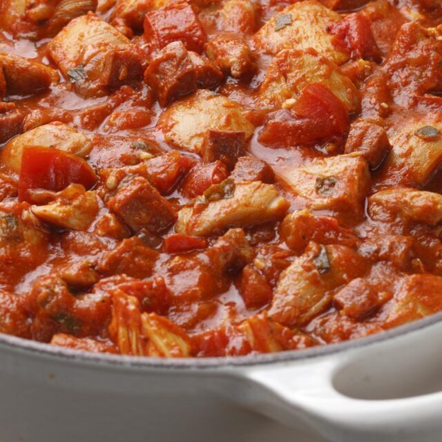 طرز تهیه خوراک راگو مرغ و سبزیجات و راگو گوشت و سیب زمینی