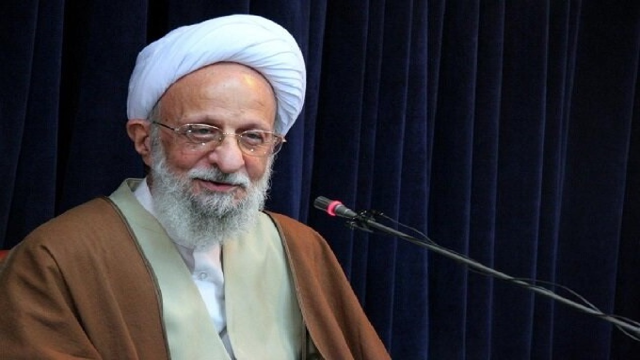 حال آیت الله مصباح یزدی مساعد نیست