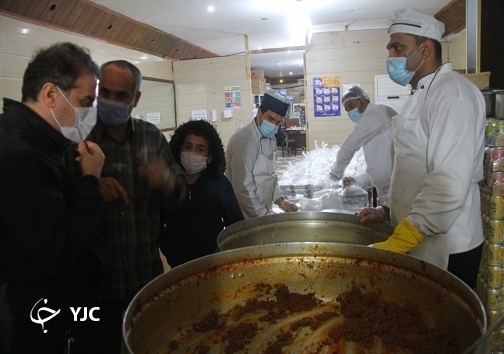 حال و روز خوزستان در چهارمین روز از آبگرفتگی&zwnj;ها؛ تلاش برای رفع مشکل آبگرفتگی و پس&zwnj;زدگی فاضلاب/ شرمندگی شهردار اهواز از مردم