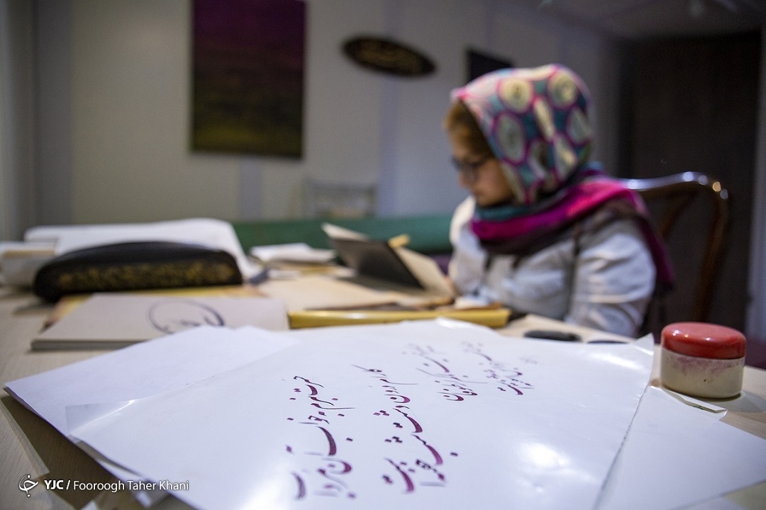 کوهنوردی با چانشی معلولیت؛ وقتی با زانو بند ابداعی به آرزو کودکی اش می&zwnj;رسد