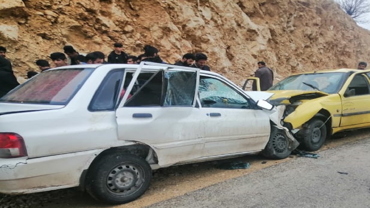 ۷ مصدوم در برخورد پژو و پراید