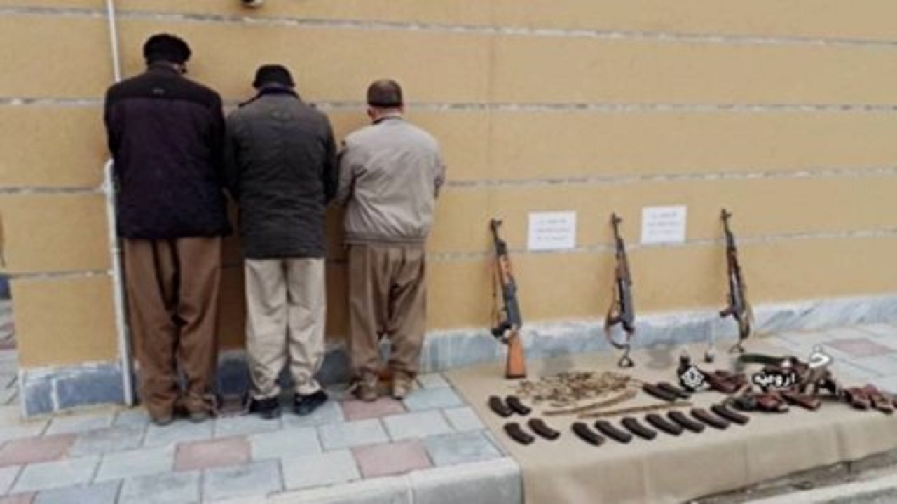 تصاویر اولیه از دستگیری عناصر ضد انقلاب در آذربایجان غربی