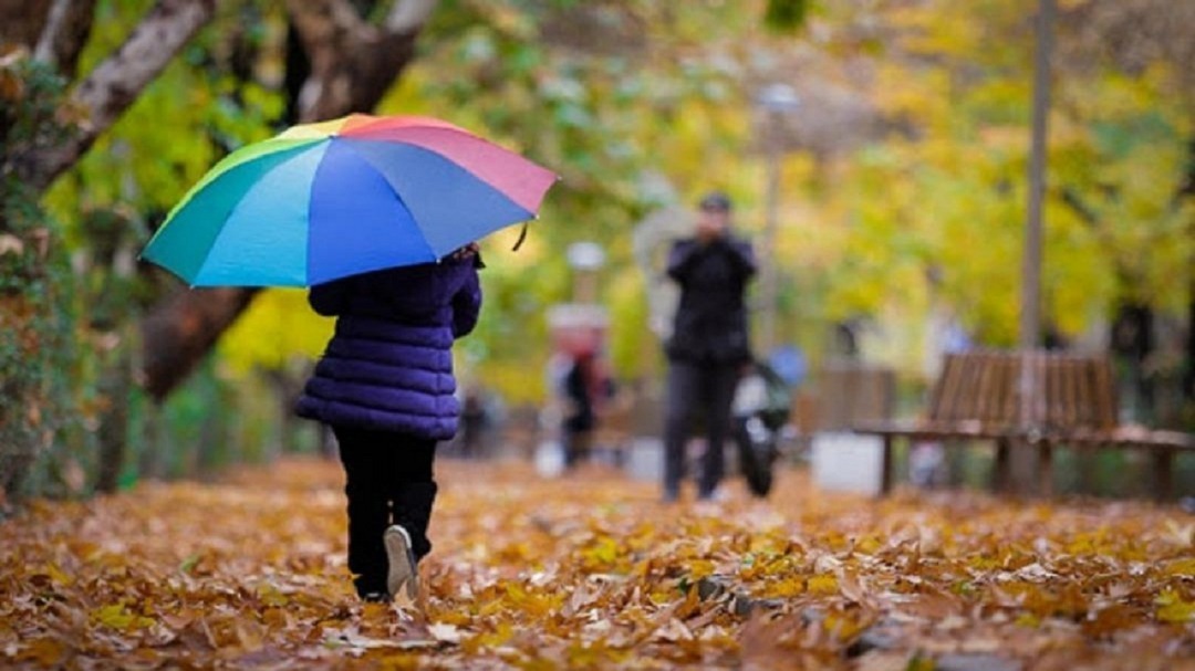 رخ نمایی ابرهای باران زای پاییزی در یزد