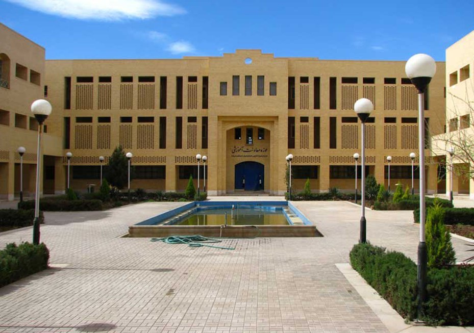 کمک میلیاردی خیرین دانشگاه یزد به بیمارستان‌های استان