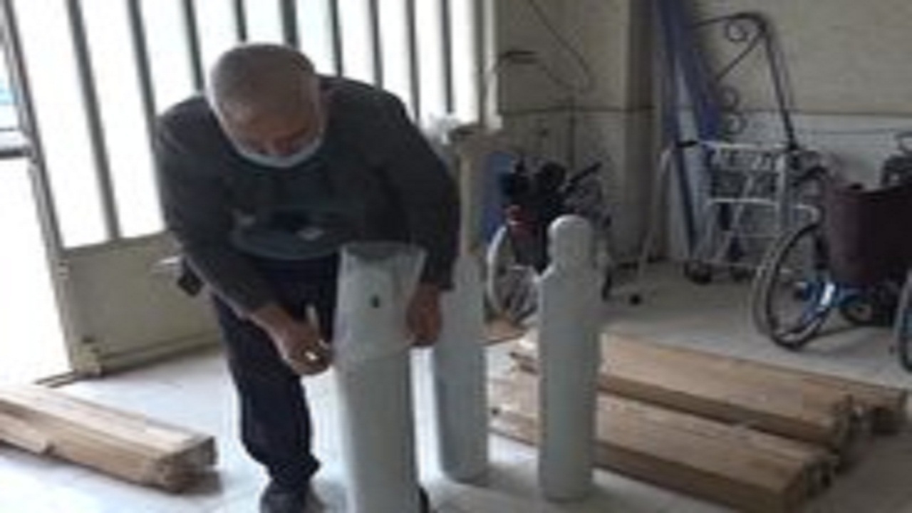 اهدای ۲۰ کپسول اکسیژن به بیماران کرونایی گرمساری