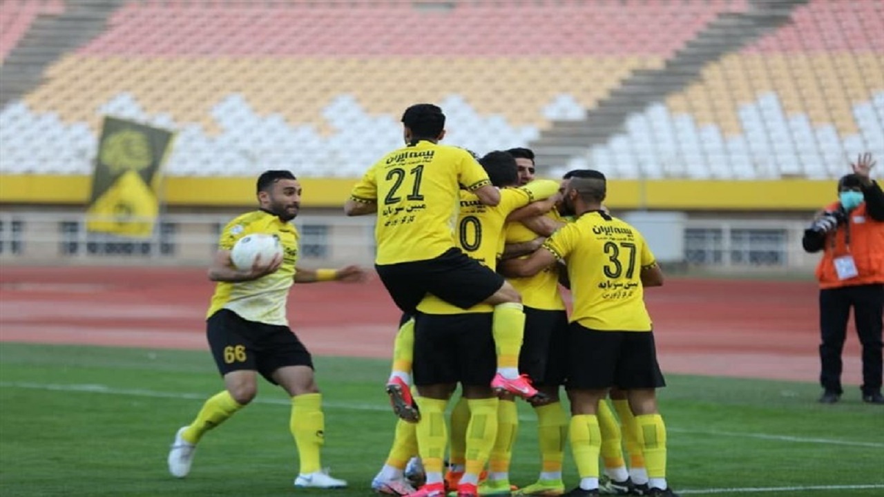 سپاهان اصفهان به مصاف نفت مسجدسلیمان می رود