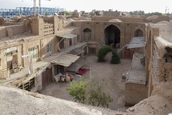 فیض آباد، هویت کرمانشاه در آستانه ویرانی