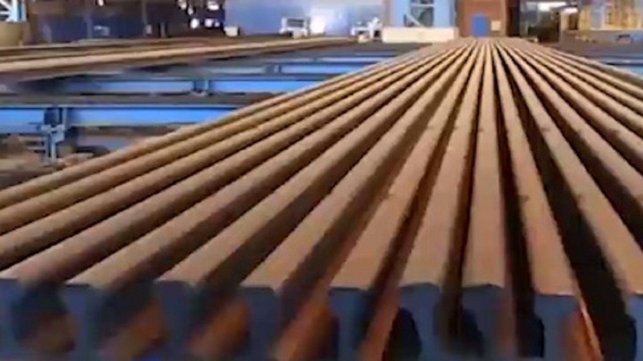 بومی سازی ریل زبانه در کارخانه ذوب آهن