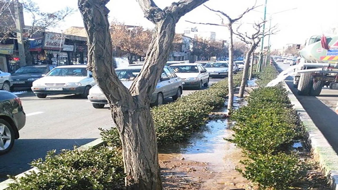 آغاز طرح یخ آب زمستانه در فضای سبز شهری بجنورد