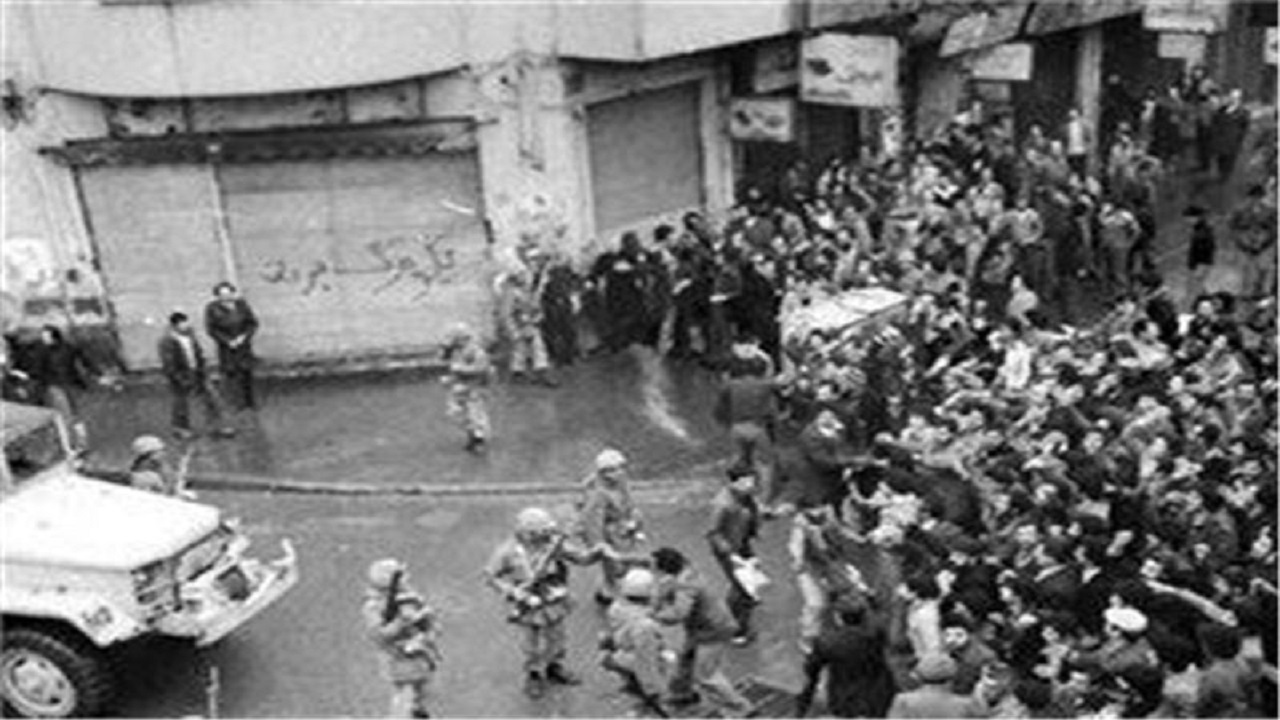 گزارشی متفاوت از واقعه ۱۶ آذر/ سلاخی دانشجویان با سرنیزه‌های مأموران شاه