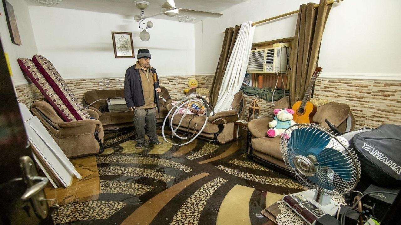آوای باران در خوزستان شنیدنی نیست/ زندگی زیرآب رفته مردم دیدنی است/ پرداخت خسارت از کی آغاز می شود؟ + تصاویر