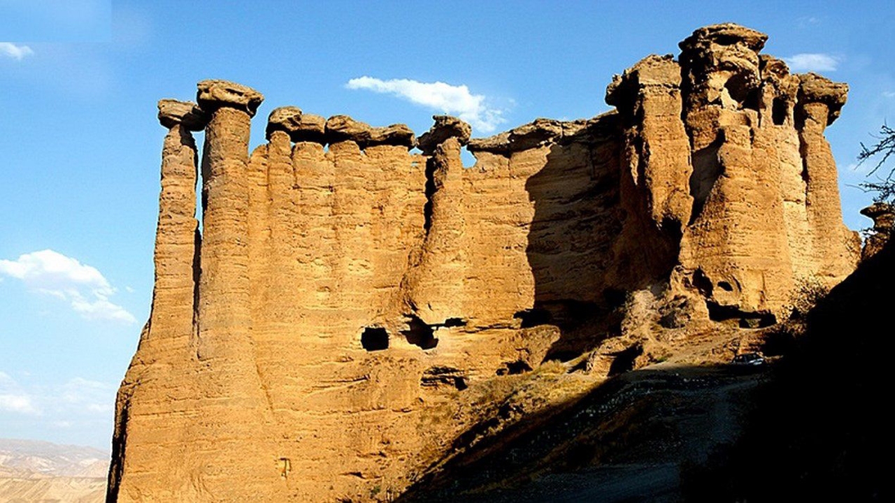 از دودکش جن تا قلعه بهستان ماهنشان + تصاویر