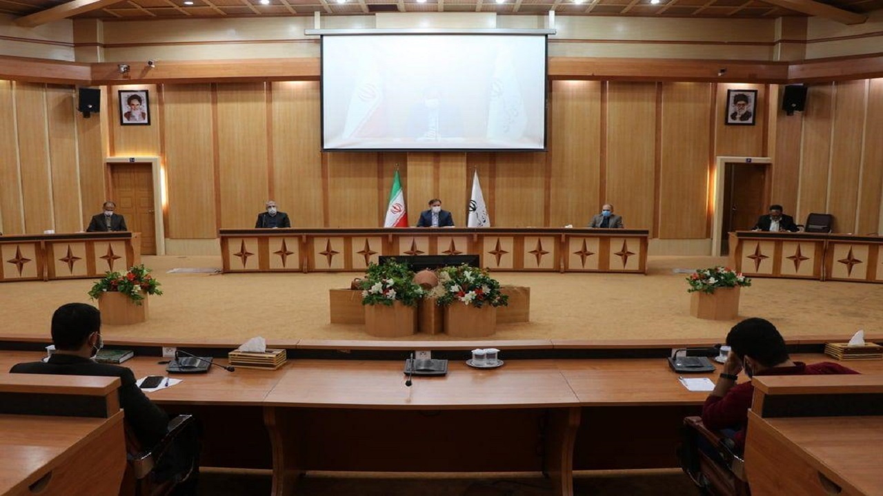 دانشجویان برای افزایش اقتدار ملی، مجهز به سلاح علم شوند