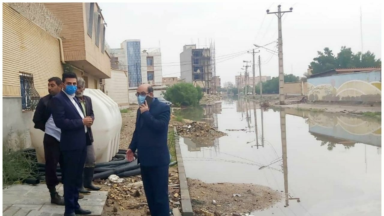 آبگرفتگی برخی از خیابان‌ها و معابر آبادان و خرمشهر