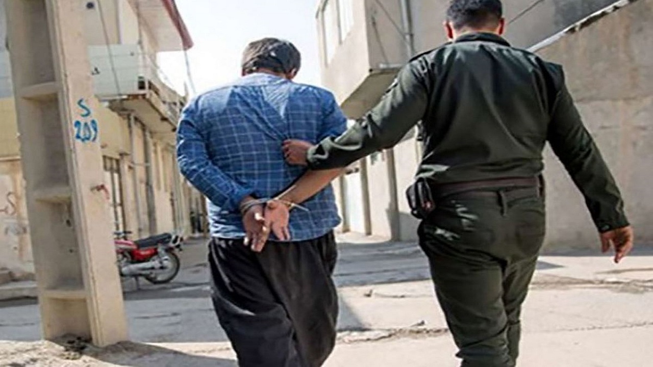 دستگیری توزیع کننده موادمخدر در چرداول