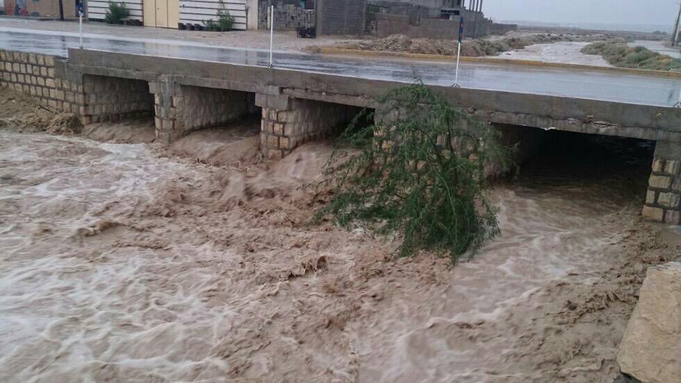 به محدوده رودخانه‌ها و مسیل‌ها نزدیک نشوید