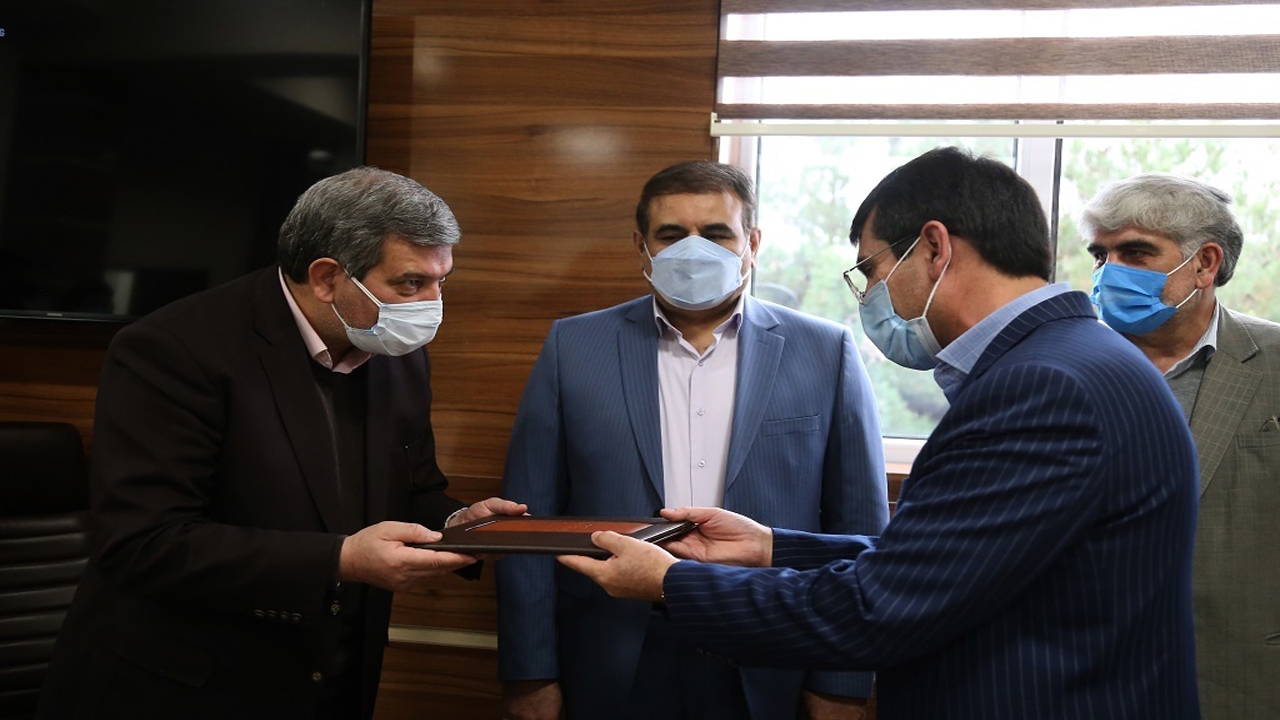 آیین تکریم ومعارفه مدیرکل آموزش و پرورش خراسان شمالی برگزار شد
