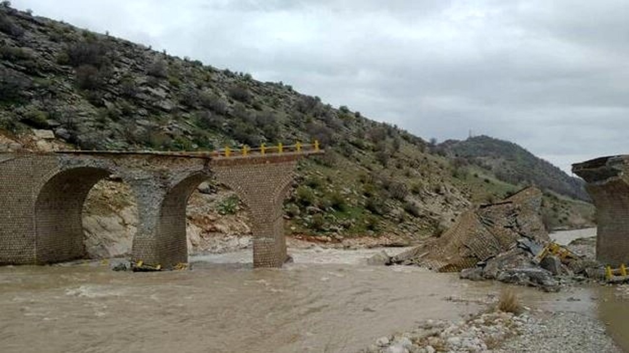 اختصاص ۱۵ میلیارد تومان برای بازسازی ۱۲ پل سیل زده در لرستان