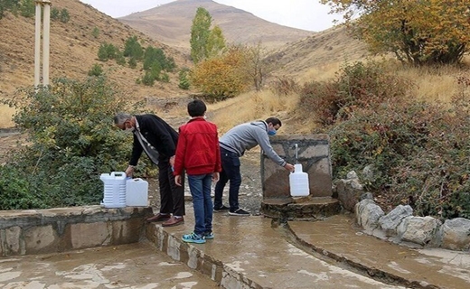 چشمههای آبیدر، خیال سقایی دارند چشمههای آبیدر، خیال سقایی دارند