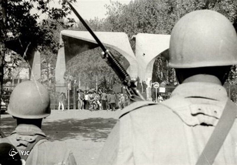 یک دانشجو جلوی درب دانشگاه آویزان کنید؛ بقیه عبرت بگیرند