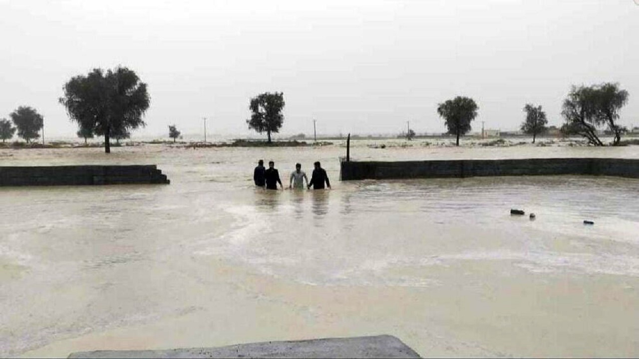 محور فنوج - کتیج در جنوب سیستان و بلوچستان براثر سیلاب بسته شد