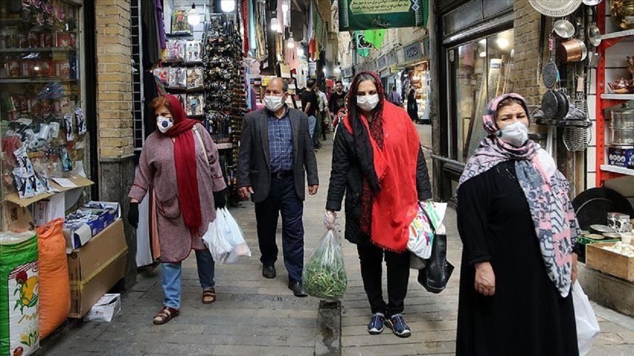 بمب‌های متحرک کرونا که در شهر می‌گردند/ اجباری شدن ارائه کارت ملی در ادارات به زودی