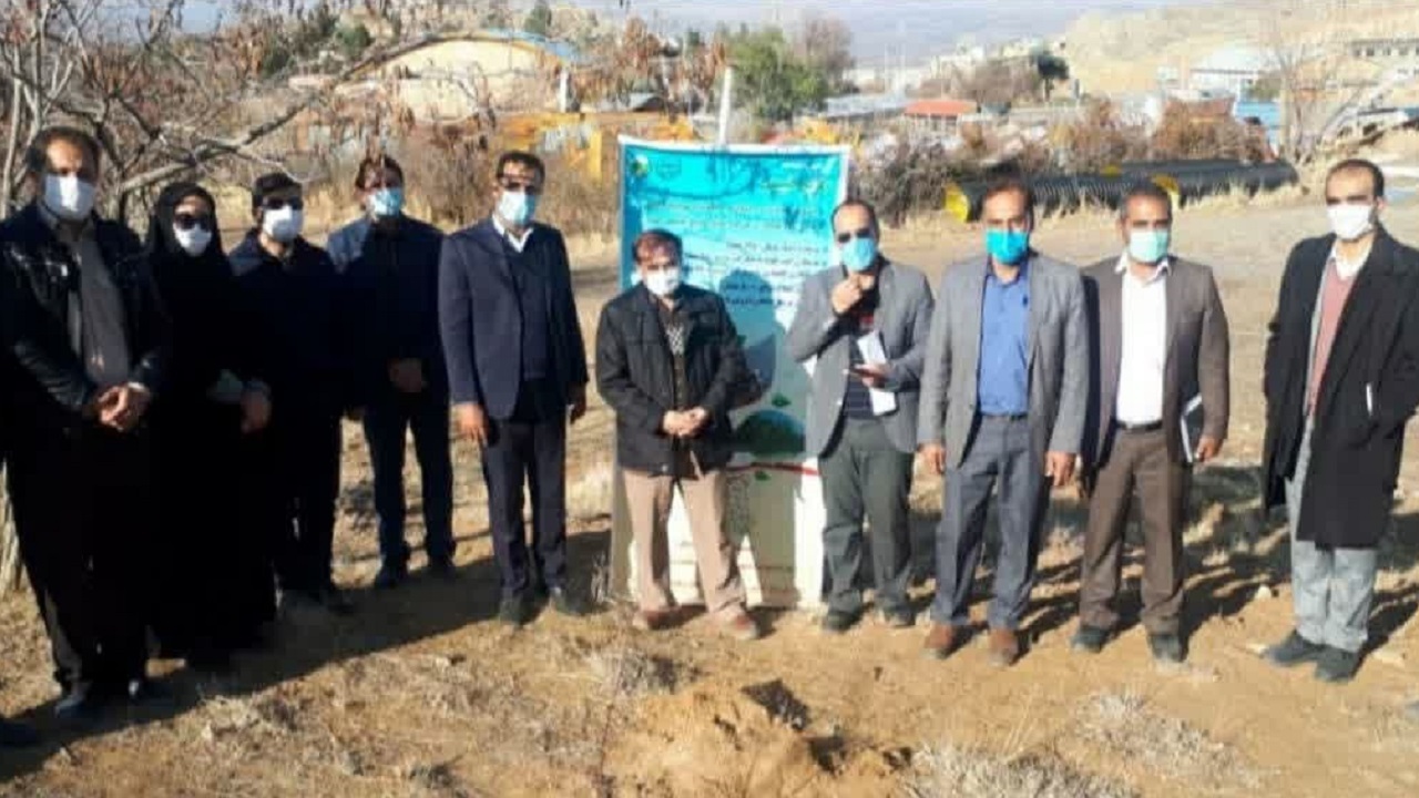 کاشت نهال به مناسبت گرامیداشت روز جهانی خاک در سامان