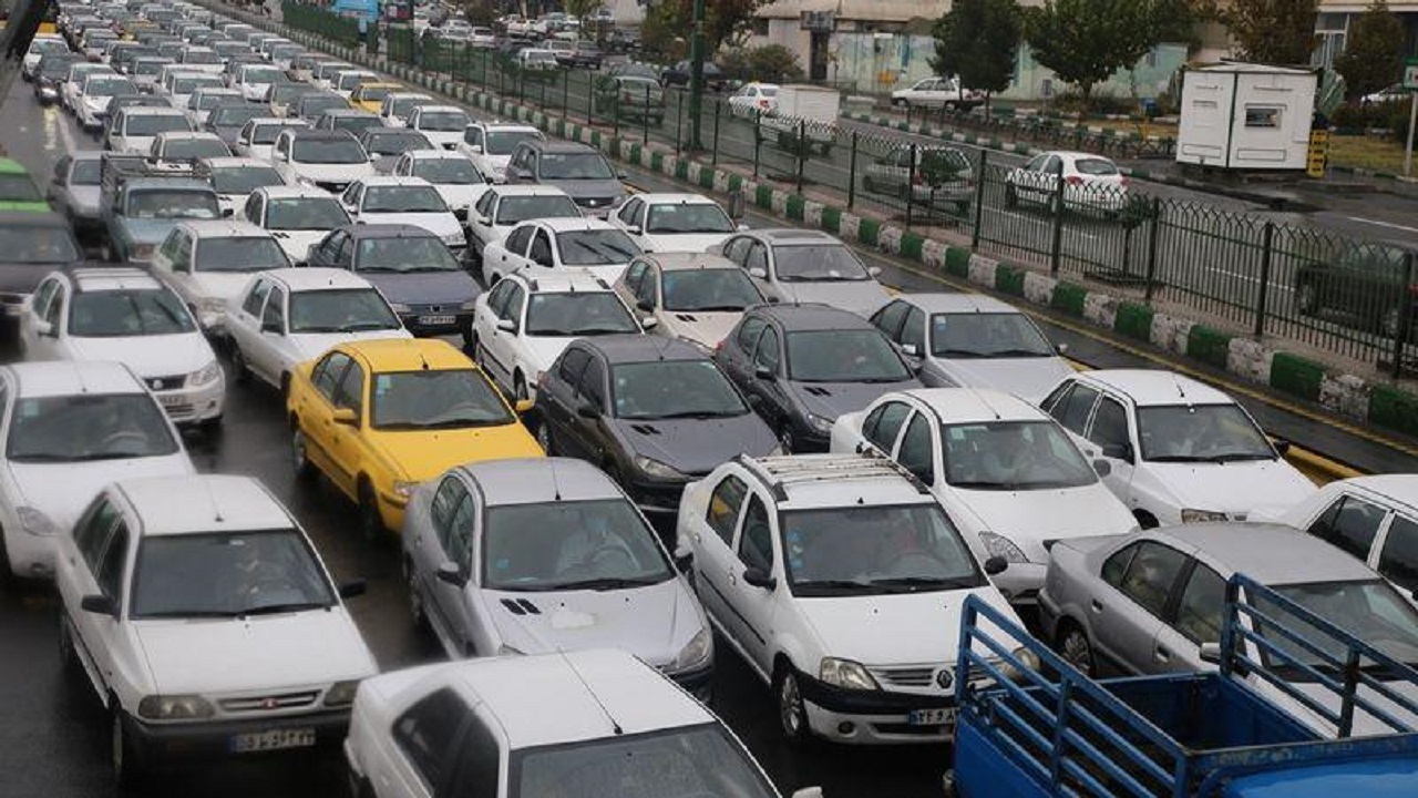 وضعیت ترافیکی معابر بزرگراهی تهران در روز سه‌شنبه ۱۸ آذر ماه ۱۳۹۹