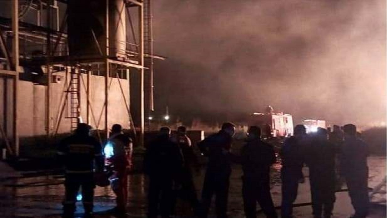 آتش در انبار روغن یک کارخانه