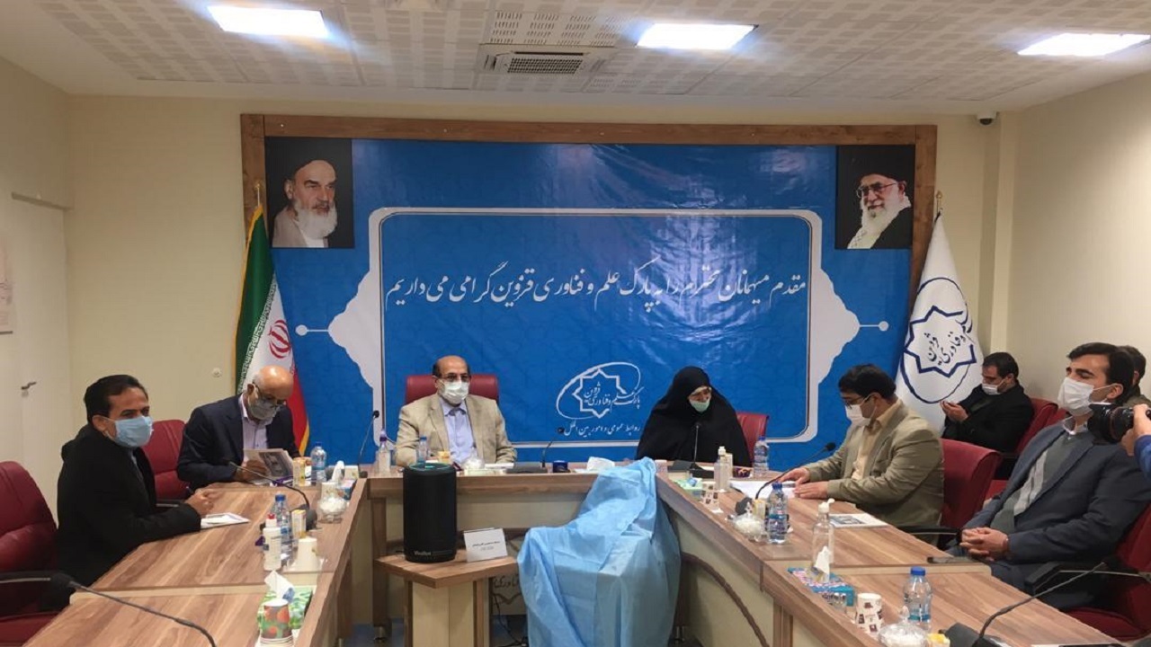 رونمایی از چند محصول پارک علم و فن آوری قزوین 