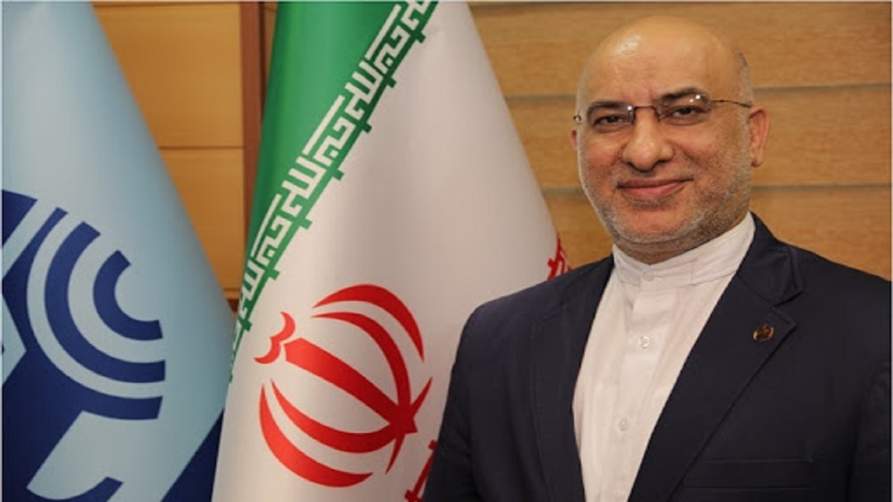 آرزوی موفقیت برای مجید سلطانی دارم