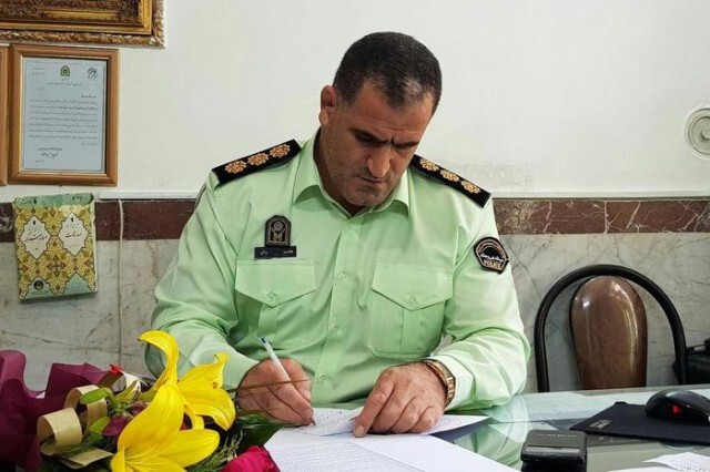 سارق لوازم خودرو در نهاوند با ۱۰ فقره سرقت در دام پلیس افتاد