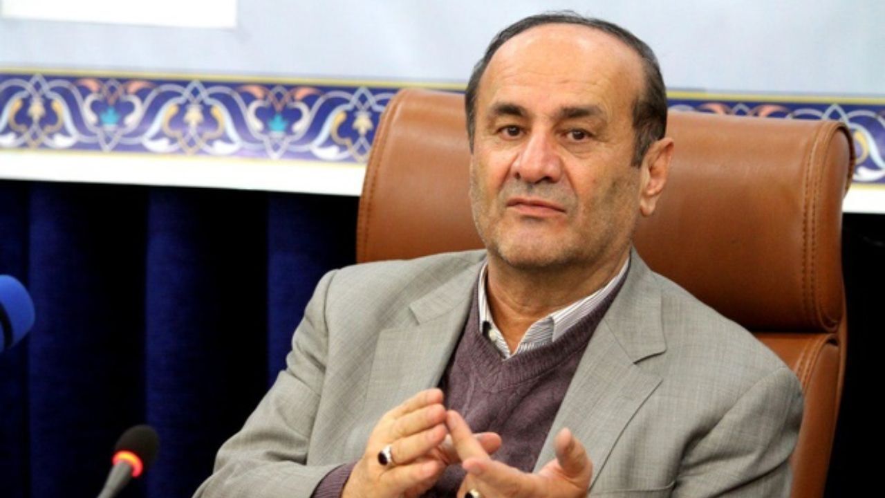 تفسیر قوانین و دستورالعمل‌ها به نفع مردم باشد