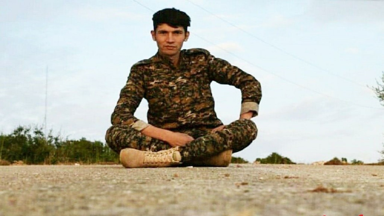 پیکر مطهر شهید مدافع حرم در مشهد تدفین شد