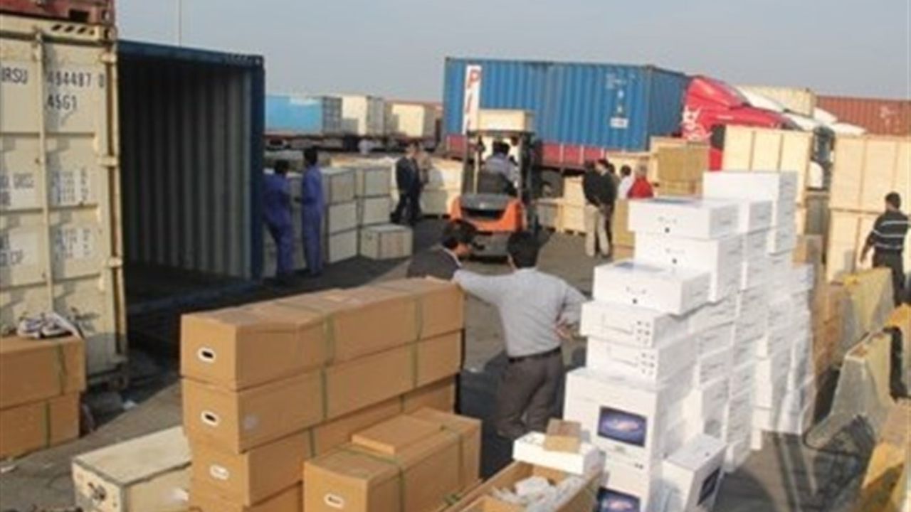 کشف بیش از یک میلیارد ریال کالای قاچاق در تهران