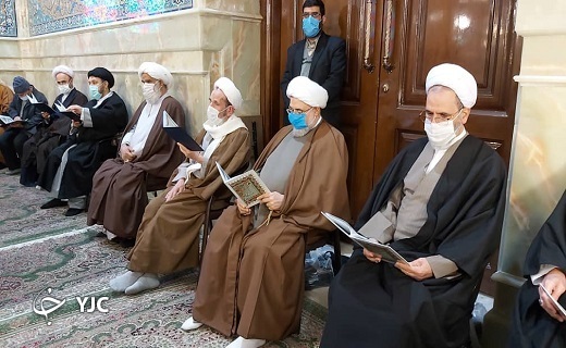 پیکر آیت الله یزدی در حرم حضرت معصومه (س) آرام گرفت+تصاویر