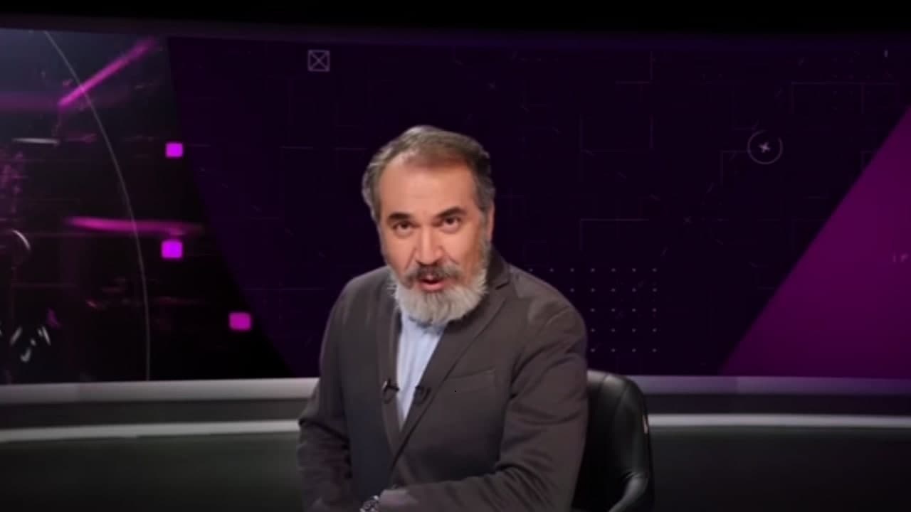 انقدری که ما سیامک انصاری را می&zwnj;بینیم خانواده اش او را نمی&zwnj;بینند!