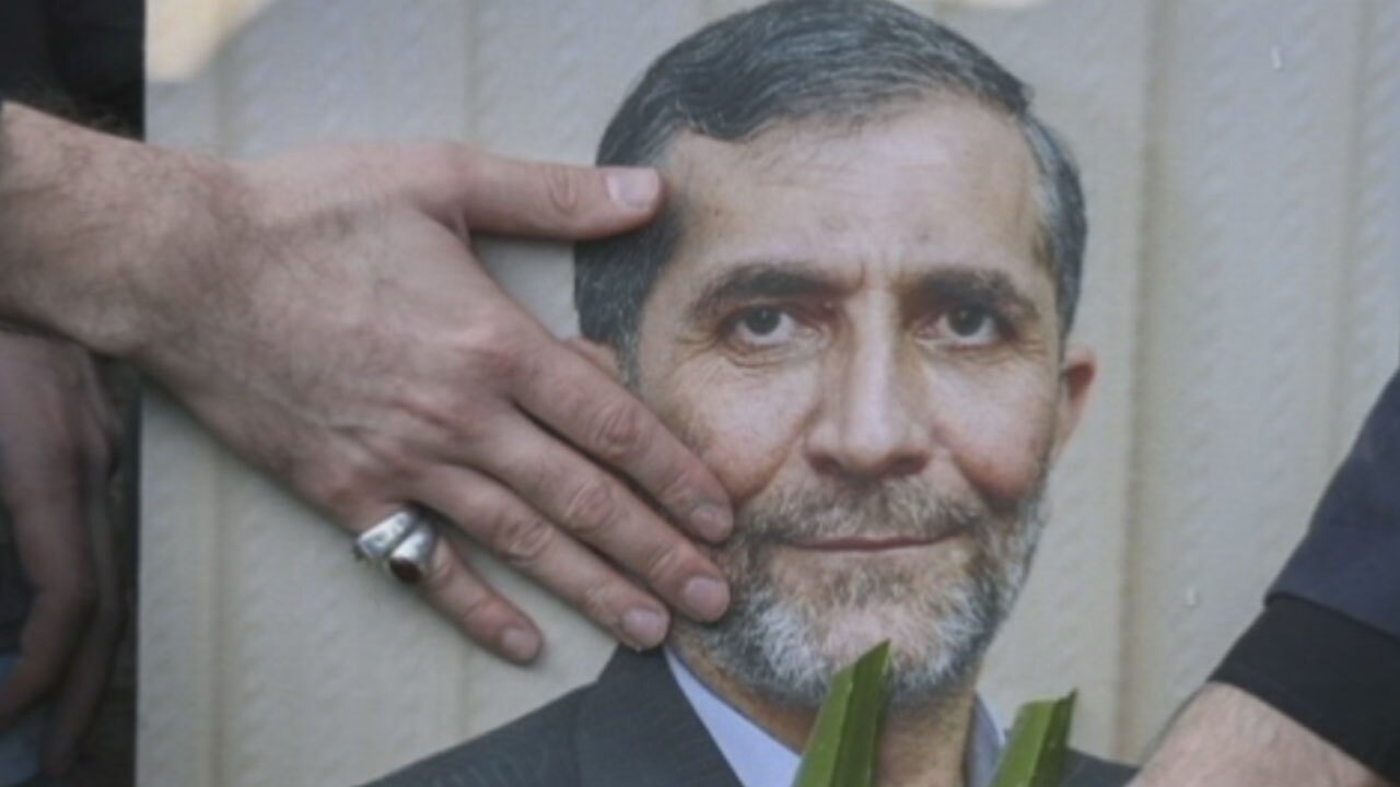 مروری کوتاه بر کارنامه پر افتخار مردی که جان خود را در راه وطن فدا کرد + فیلم
