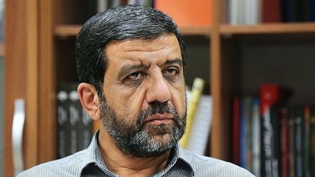 راز بقا در نظام مدیریت کشور سکوت و همراهی است