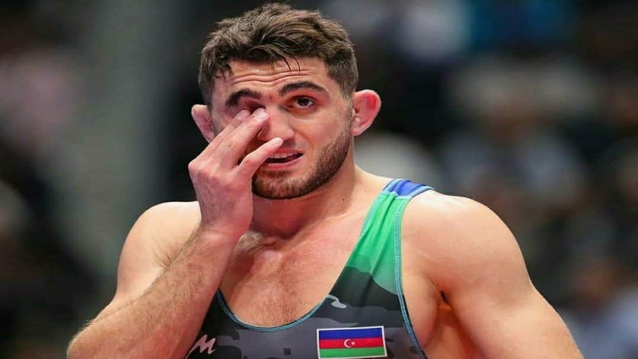آذربایجان با ۱۸ آزاد و فرنگی کار در جام جهانی/ حاجی علیف در صربستان