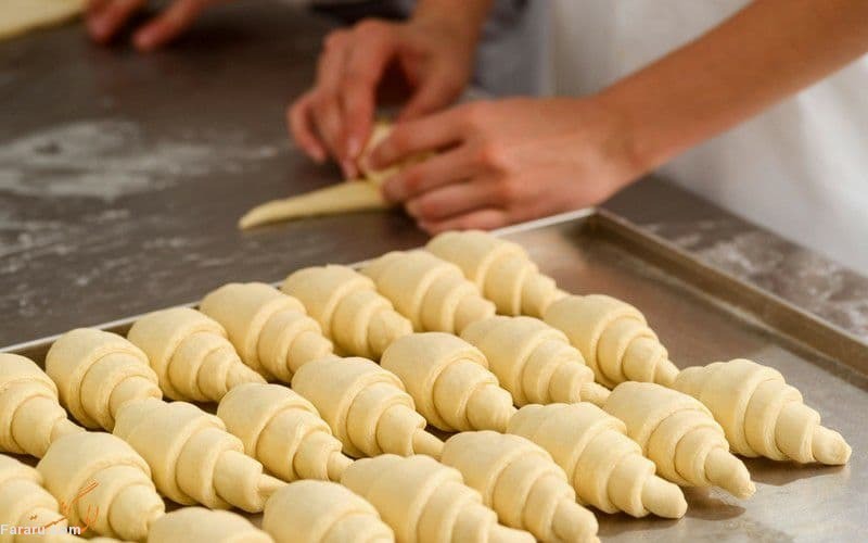 طرز تهیه نان کروسان مناسب صبحانه و عصرانه